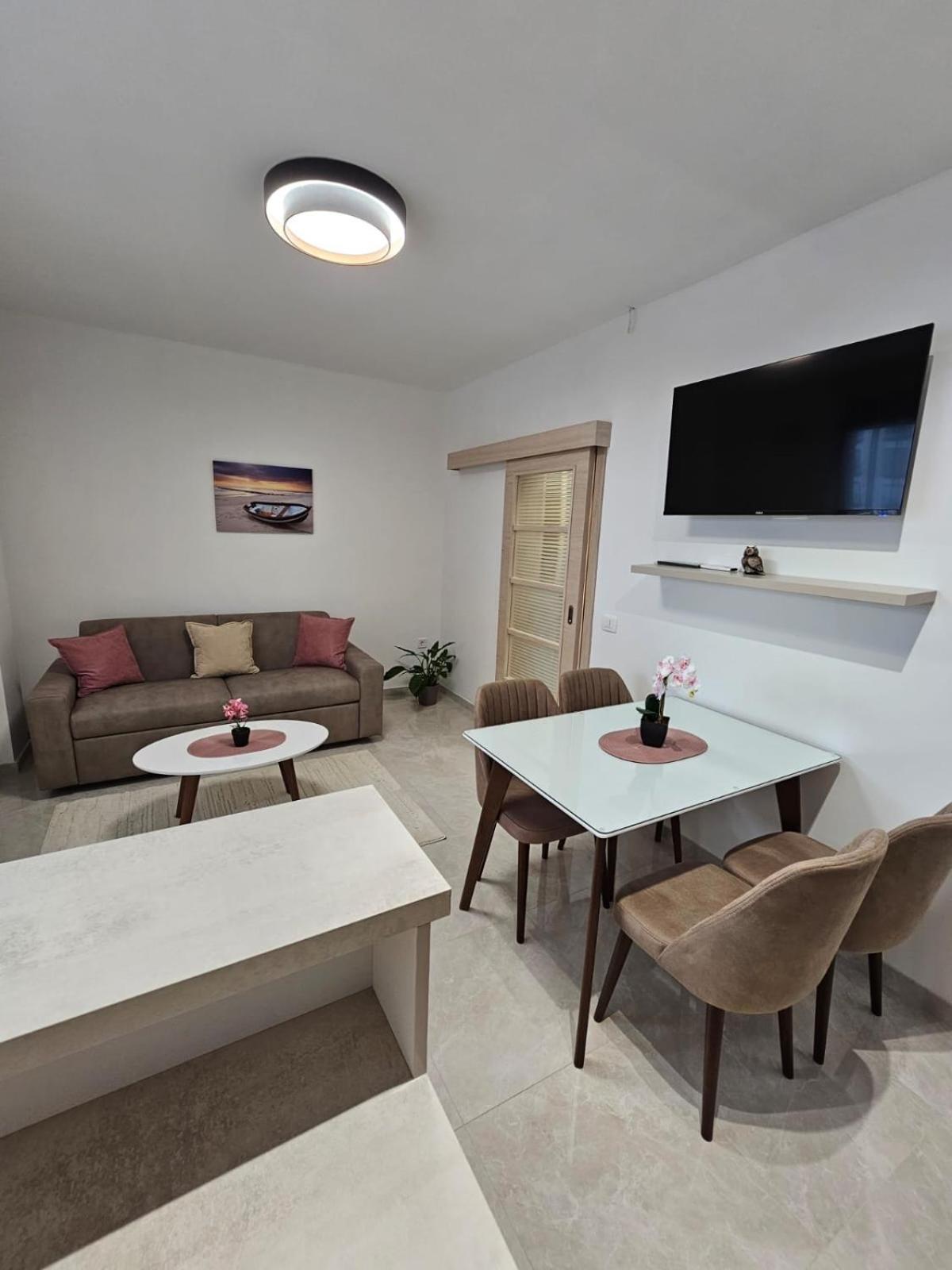 Apartments Radosavovic バール エクステリア 写真