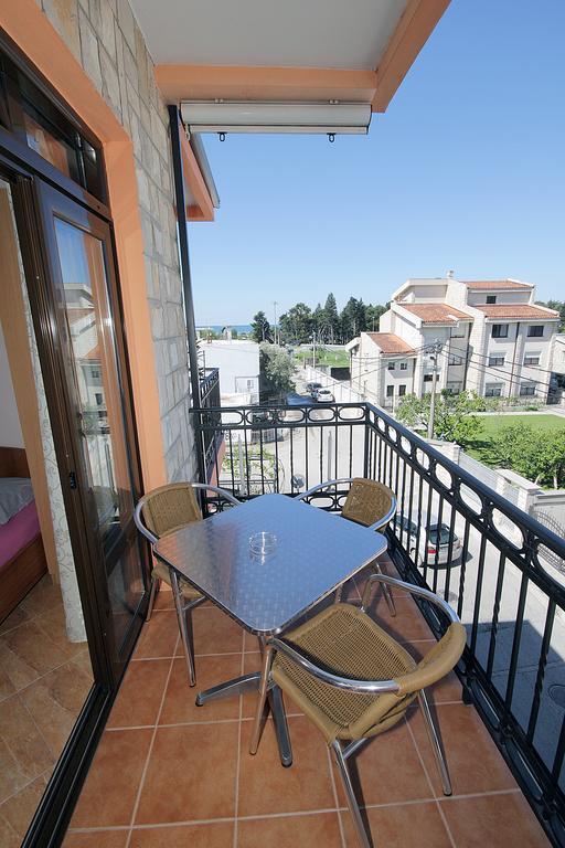Apartments Radosavovic バール エクステリア 写真