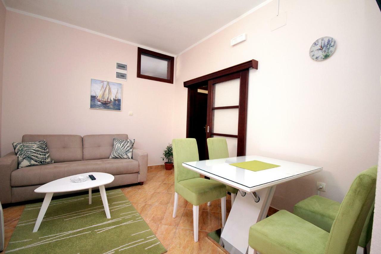 Apartments Radosavovic バール エクステリア 写真